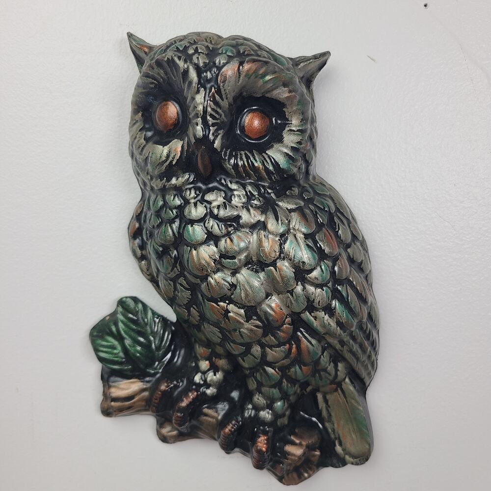 Vintage Chalkware Owl Wall Hanging Plaque Iridescent Green Blue 70's